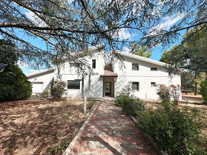 Casa con 14 locali in vendita in Corato