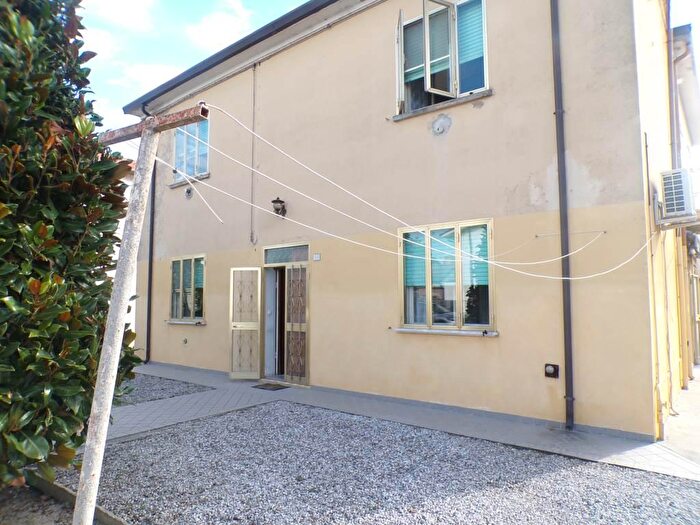 Casa con 5 locali in vendita in Via Bordocchia, Ostellato