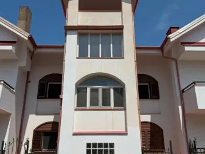 Appartamento con 5 locali in vendita in Via Eligio Maiuri, Ascea