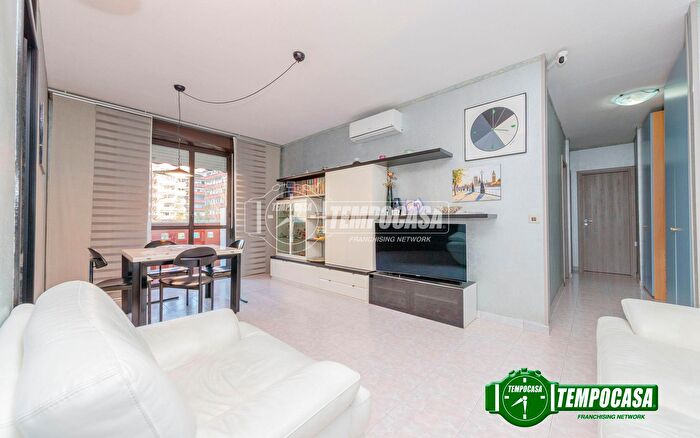 Appartamento trilocale in vendita in Via Giuseppe di Vittorio, Opera