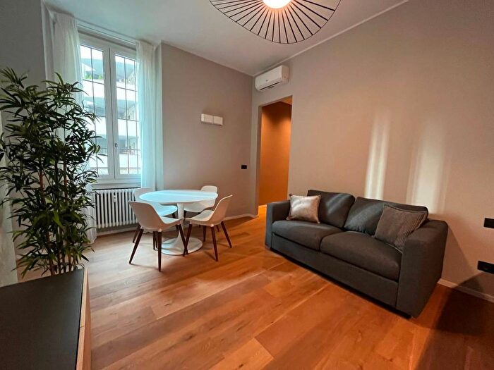 Appartamento bilocale in affitto in Via Valtellina, Farini, Milano