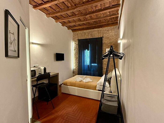 Appartamento monolocale in affitto in Via delle Colonnelle, Pantheon, Roma