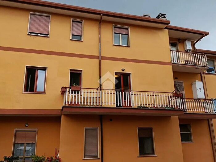 Appartamento trilocale in vendita in Via S Francesco di Fuori, Alatri