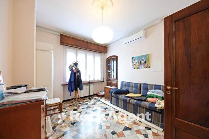 Appartamento bilocale in vendita in Piazza Marconi, Mombaruzzo