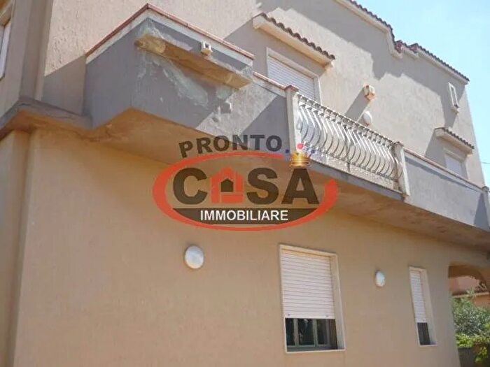 Casa con 8 locali in vendita in Marsala