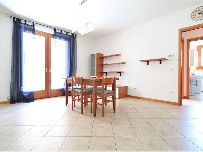 Appartamento trilocale in affitto in Via Valerio Belli, San Pio X, Vicenza