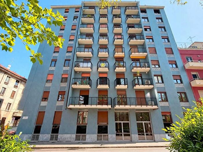 Appartamento bilocale in affitto in Via Giuseppe Dezza, Dezza, Milano