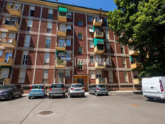 Appartamento trilocale in vendita in Via Monte Prampa, Reggio Emilia