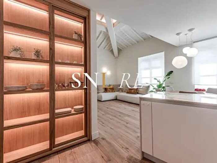 Appartamento con 5 locali in affitto in Via del Salviatino, Firenze