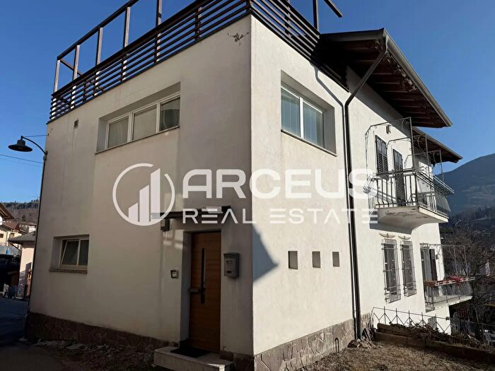 Appartamento con 5 locali in vendita in Baselga Di Pine