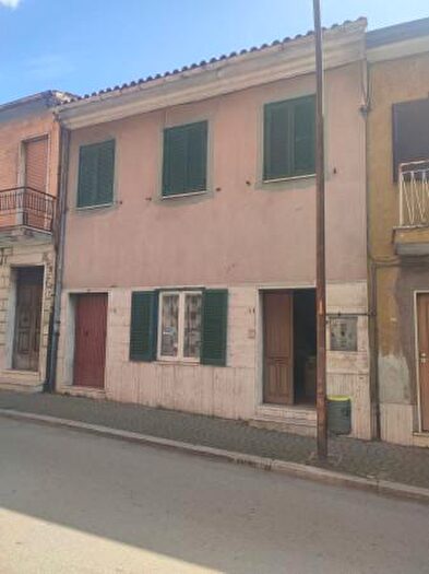 Appartamento con 6 locali in vendita in Via Madonna della Pace, Ceccano
