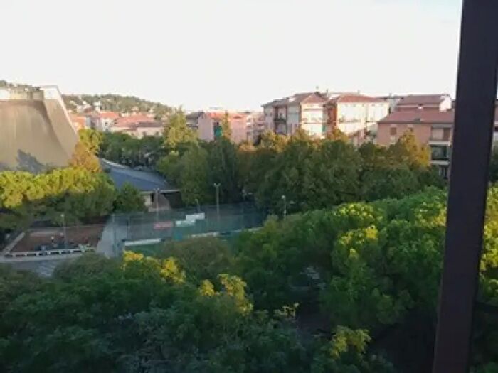 Appartamento bilocale in vendita in Via Alessandro Poerio, Verona