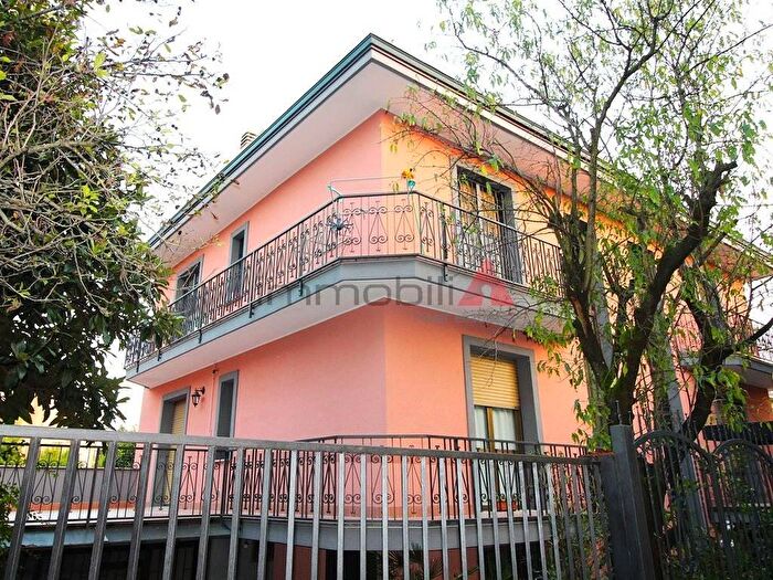 Appartamento quadrilocale in affitto in Centro, Brugherio