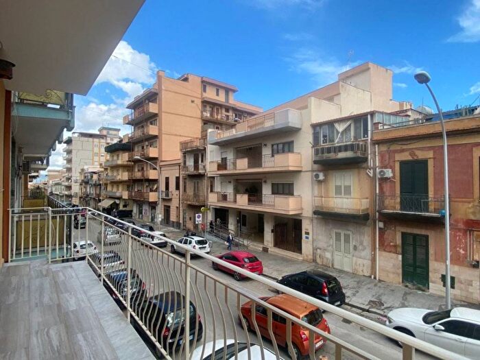 Appartamento trilocale in affitto in Corso Vittorio Emanuele, Villabate