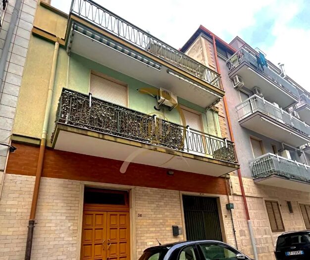 Casa con 6 locali in vendita in Via Mosca, Andria
