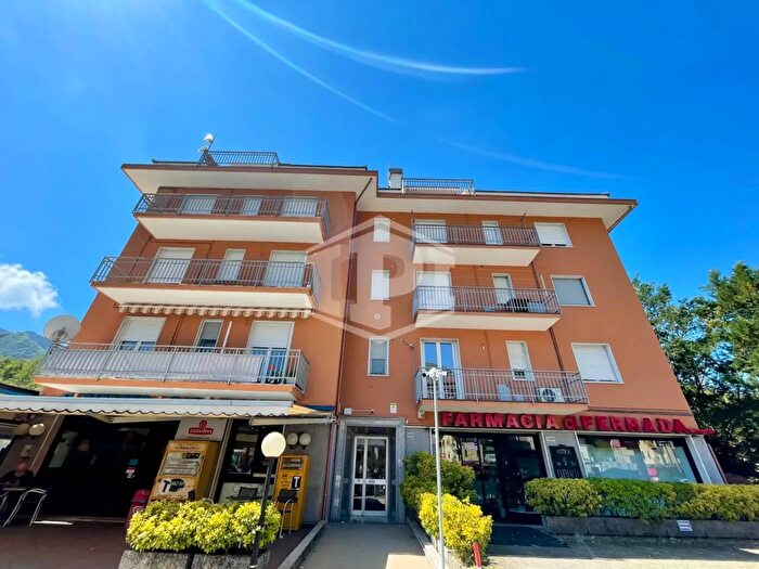 Appartamento trilocale in vendita in Via Alcide De Gasperi, Moconesi