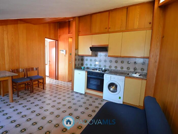 Appartamento bilocale in vendita in Via Giambattista Belzoni, Padova