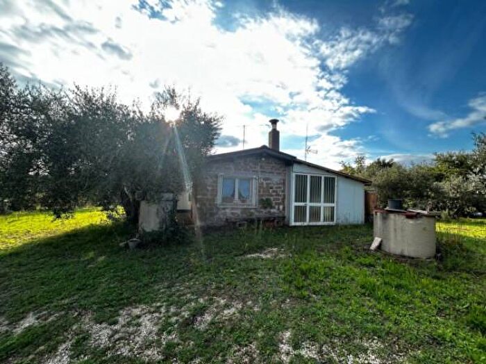 Casa monolocale in vendita in Strada Provinciale Ortana, Bassano In Teverina