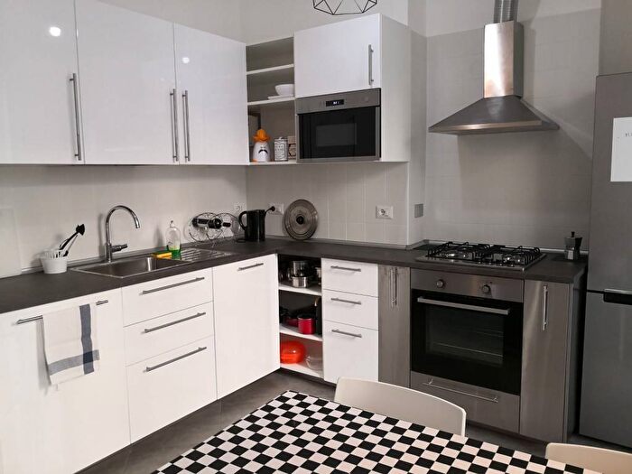 Appartamento trilocale in affitto in Galleria Buenos Aires, Morgagni, Milano