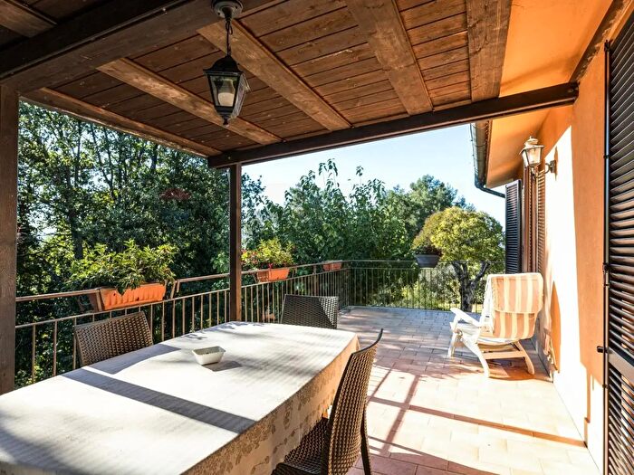 Casa quadrilocale in vendita in Ancona