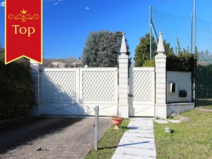 Casa con 6 locali in vendita in Telgate