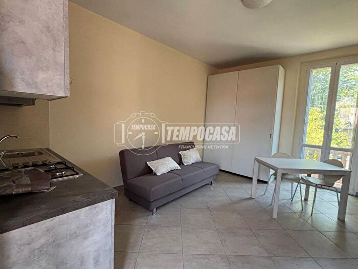 Appartamento monolocale in affitto in Viale Luigi Cadorna, Piazza Santa Maria, Busto Arsizio