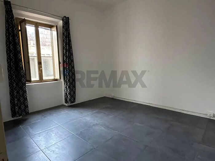 Appartamento trilocale in vendita in Via Filistione a, Catania