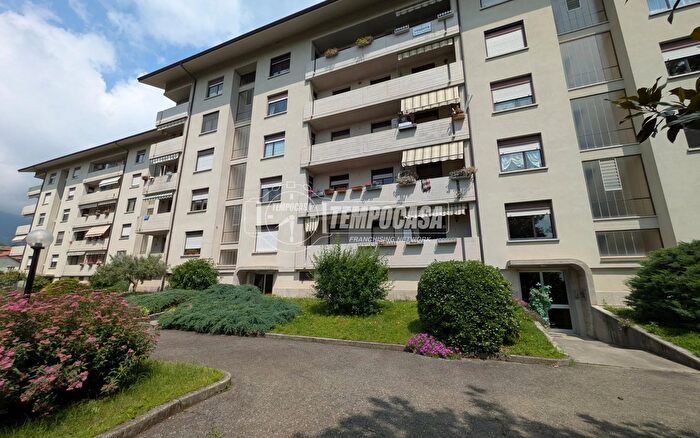 Appartamento con 5 locali in vendita in Via Bertolina, Cuorgne