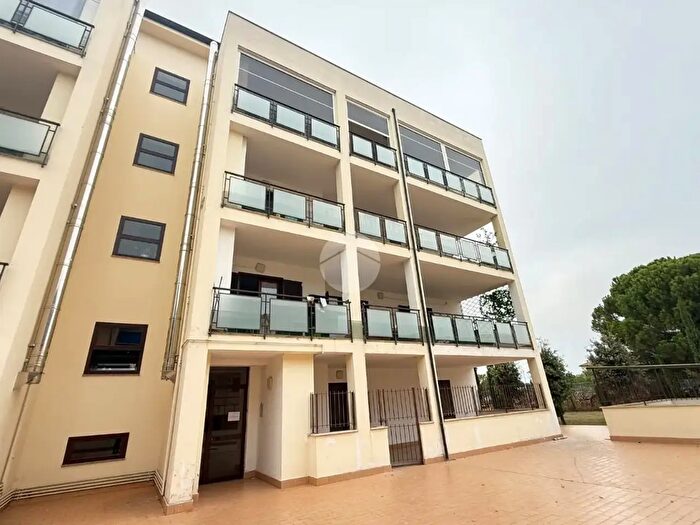 Appartamento bilocale in vendita in Via Tuscia, Viterbo
