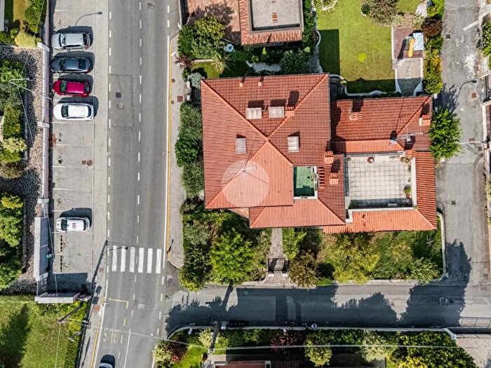 Casa trilocale in vendita in Via Gerone, Botticino
