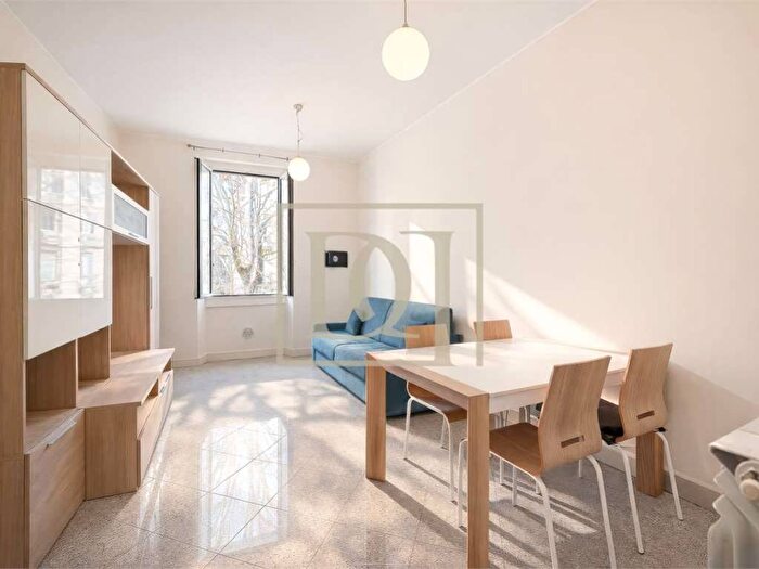 Appartamento bilocale in affitto in Viale Premuda, Piave Tricolore, Milano