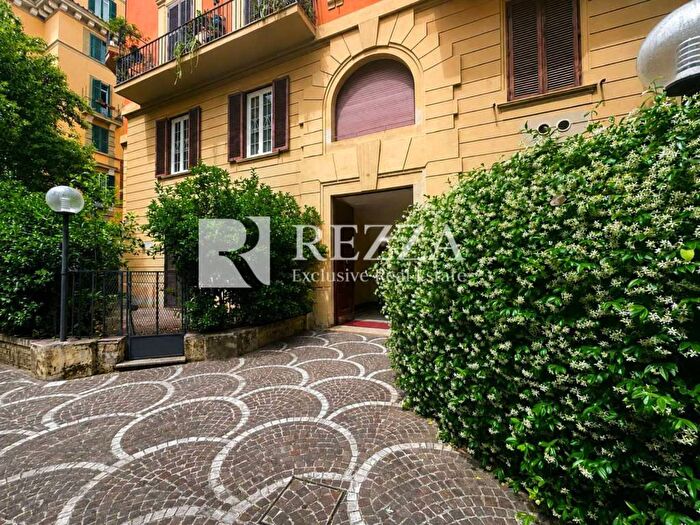 Appartamento con 6 locali in affitto in Corso Trieste, Trieste Coppedè, Roma