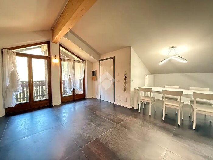 Casa trilocale in vendita in Via del Porfido, Trento