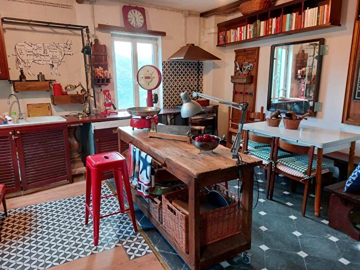 Case in Vendita e in Affitto - 2