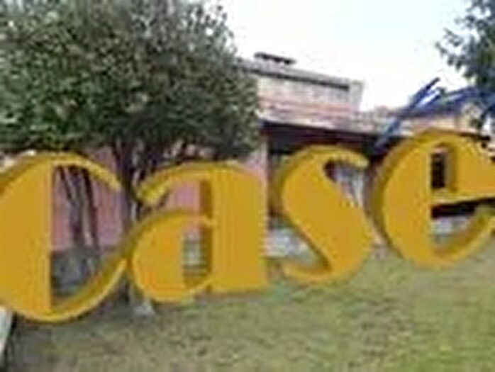 Casa con 8 locali in vendita in Pietrasanta