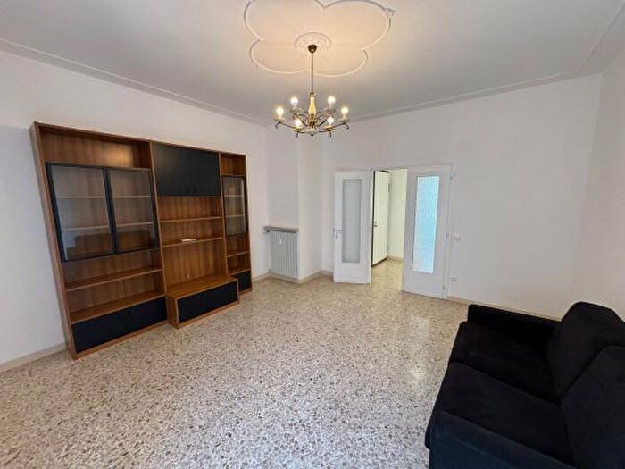 Appartamento quadrilocale in affitto in Via Luigi Galvani, Alessandria