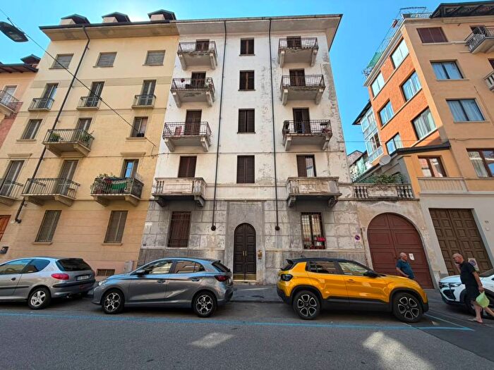 Appartamento bilocale in affitto in Via Roasio, Campidoglio, Torino