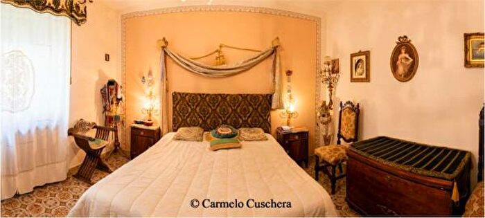 Appartamento con 5 locali in vendita in Via Lazio, Canicatti