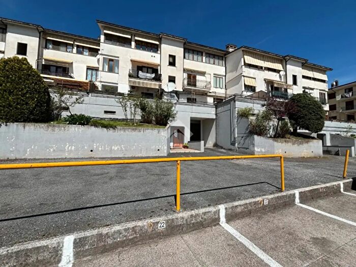 Appartamento bilocale in vendita in Via dei Castagni, Cave