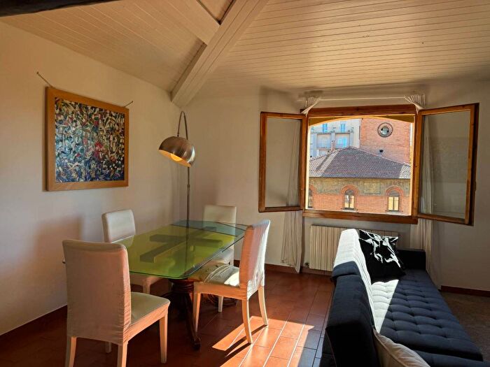 Appartamento trilocale in affitto in Via Alessandro Tiarini, Bolognina, Bologna