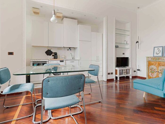 Appartamento bilocale in affitto in Via Bartolomeo Eustachi, Morgagni, Milano