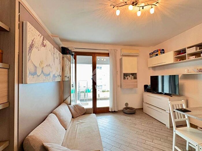 Appartamento monolocale in affitto in Via Luigi De Marchi, Fonte Laurentina, Roma