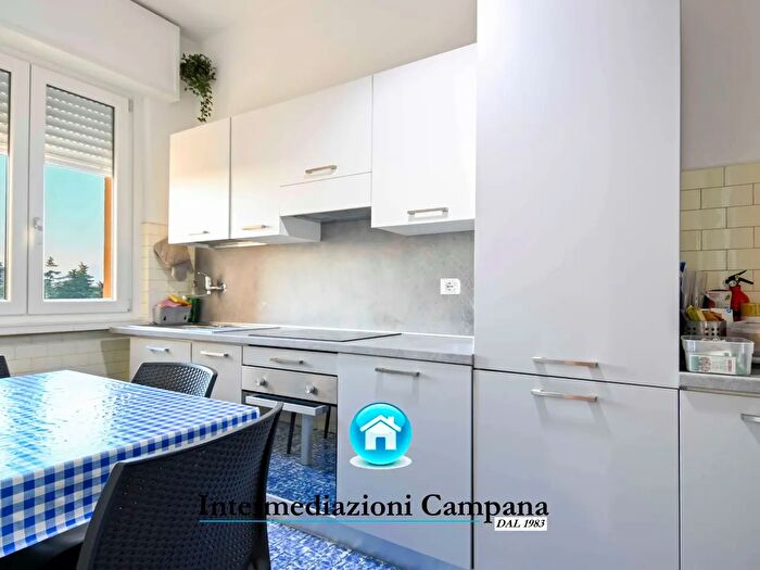 Appartamento trilocale in affitto in Cesare Battisti, Seriate