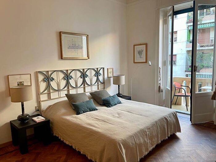 Appartamento bilocale in affitto in Via Giulio Ceradini, Plebisciti Susa, Milano