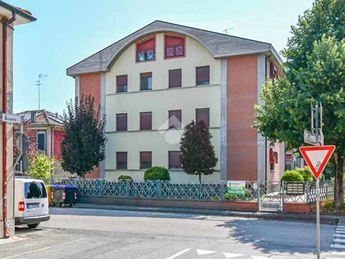 Appartamento trilocale in vendita in Via della Chiesa, Poggio Renatico
