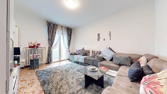 Appartamento trilocale in vendita in Via Cimitero Israelitico N, Carpi