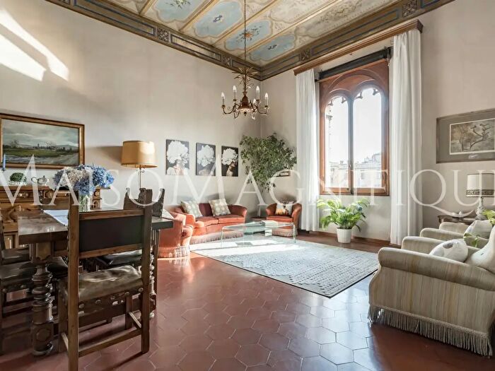 Appartamento quadrilocale in vendita in Via Aurelio Saffi, Bologna