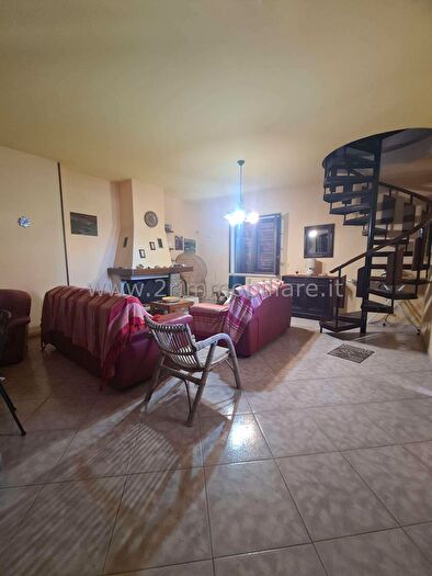 Casa con 8 locali in vendita in Lungomare Fata Morgana, Mazara Del Vallo