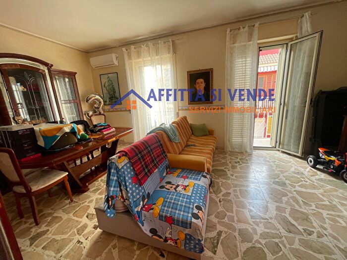 Appartamento quadrilocale in vendita in Via Carlo Goldoni, Siracusa