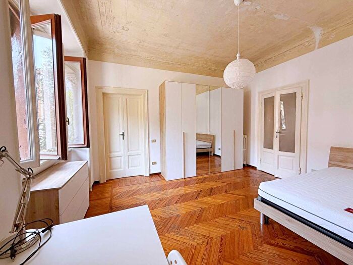 Appartamento trilocale in affitto in Via Giuditta Sidoli, Città Studi, Milano